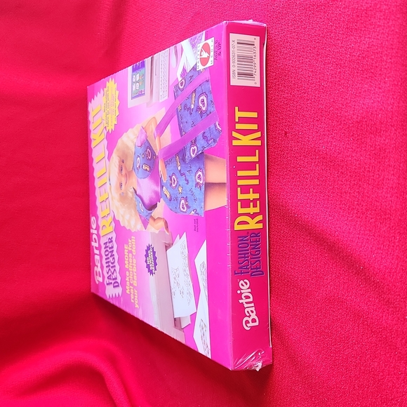 Vintage Barbie Fashion Designer - Picture 3 of 3